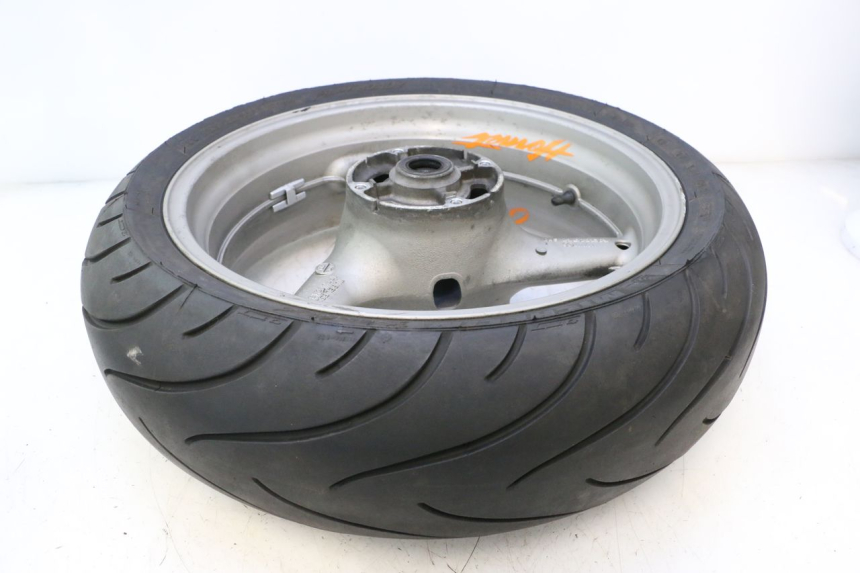 photo de ACHTERVELG EN BAND HONDA CB F HORNET 600 (2005 - 2006) - Staat van het oppervlak