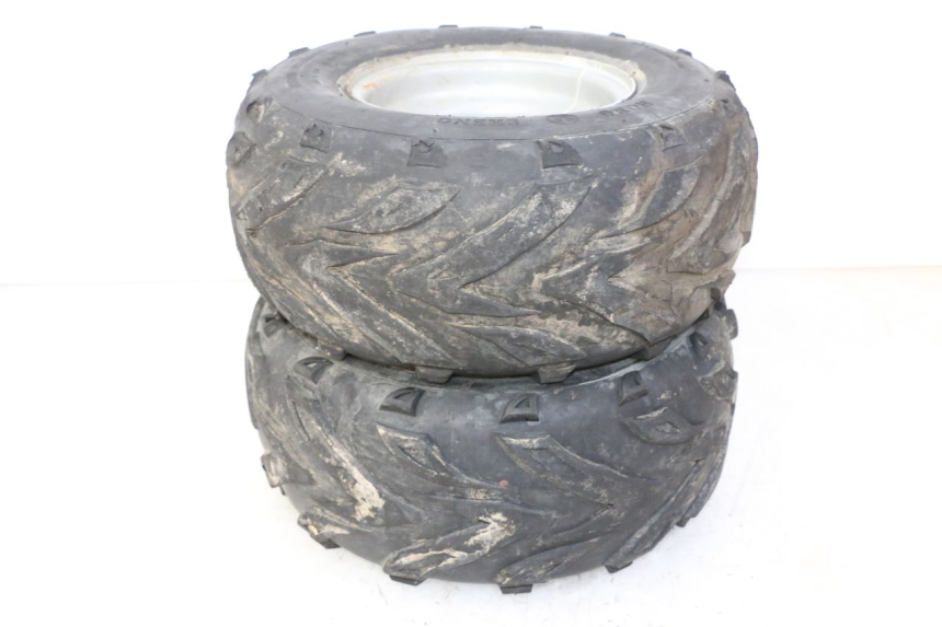 photo de ACHTERWIELVELG EN BAND SPEEDY DELUXE 125 - Detail van het onderdeel