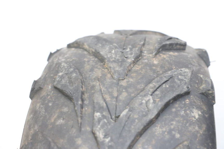 photo de ACHTERWIELVELG EN BAND SPEEDY DELUXE 125 - Bevestigingspunten