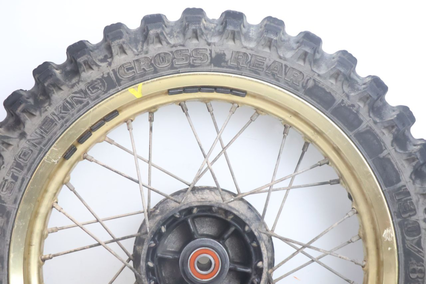 photo de ACHTERVELG EN BAND SUZUKI DR S 600 (1985 - 1989) - Detail van het onderdeel
