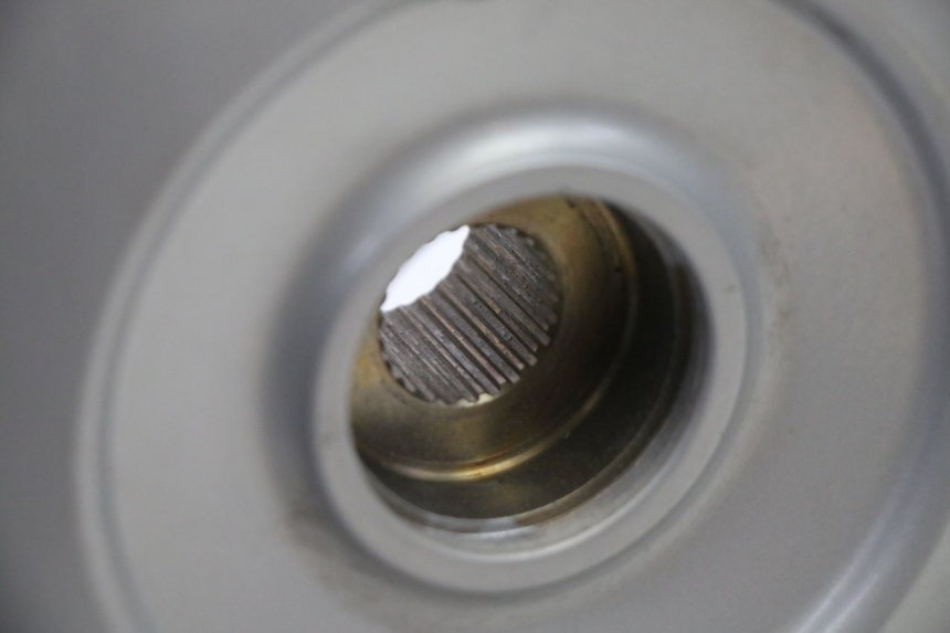 photo de ACHTERWIELVELG EN BAND PIAGGIO FLY 2T 50 (2004 - 2017) - Overzicht