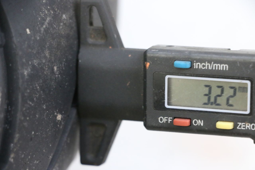 photo de ACHTERWIELVELG EN BAND PIAGGIO FLY 4T 50 (2013 - 2017) - Detail van het onderdeel