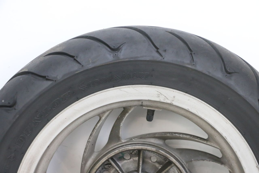 photo de ACHTERWIELVELG EN BAND PIAGGIO FLY 4T 50 (2013 - 2017) - Kenmerkende details