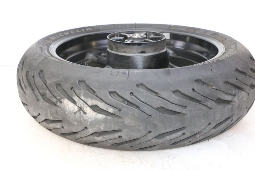 photo de ACHTERWIELVELG EN BAND YAMAHA FZ6 FAZER S2 600 (2007 - 2011) - Detailaanzicht