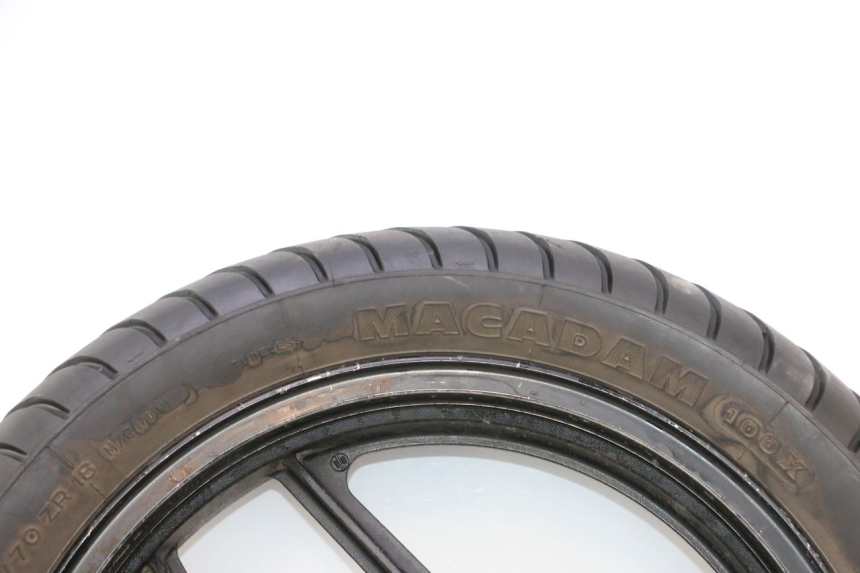 photo de ACHTERVELG EN BAND KAWASAKI GPX F ZX750F 750 (1986 - 1990) - Detailaanzicht