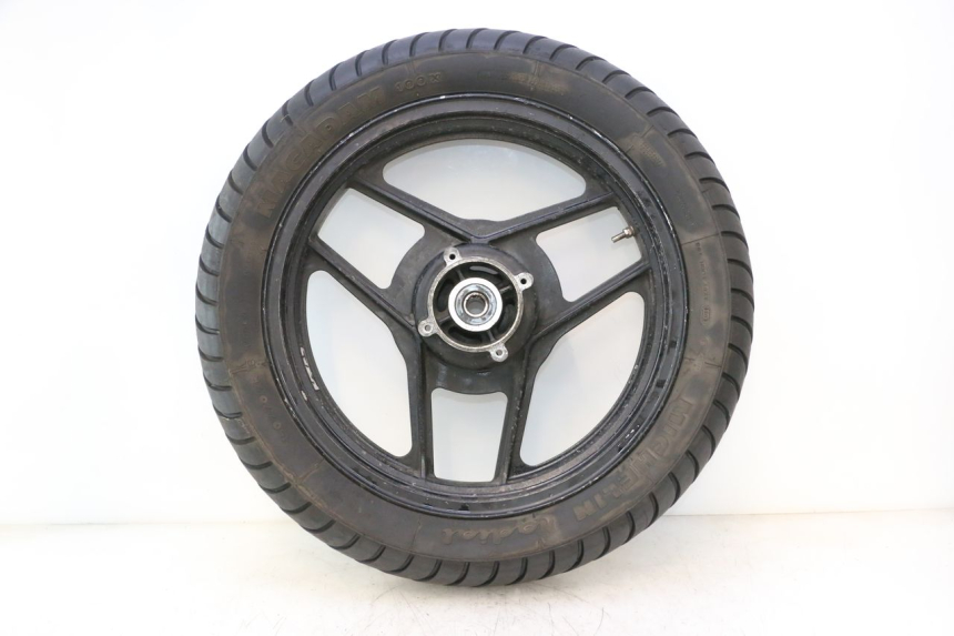 photo de ACHTERVELG EN BAND KAWASAKI GPX F ZX750F 750 (1986 - 1990) - Profielaanzicht