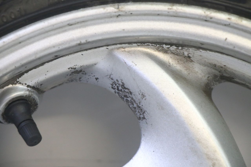 photo de ACHTERWIELVELG EN BAND SYM GTS EVO 125 (2009 - 2013) - Technische close-up