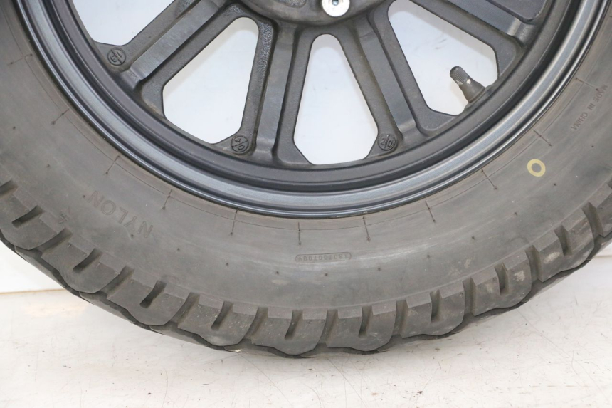 photo de ACHTERWIELVELG EN BAND KEEWAY K-LIGHT KLIGHT 125 (2018 - 2025) - Zoom op componenten