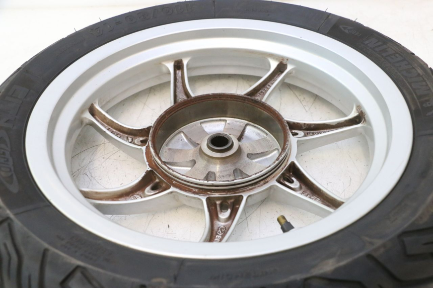 photo de ACHTERVELG EN BAND PIAGGIO LIBERTY IGET S 125 (2016 - 2020) - Andere kijkhoek