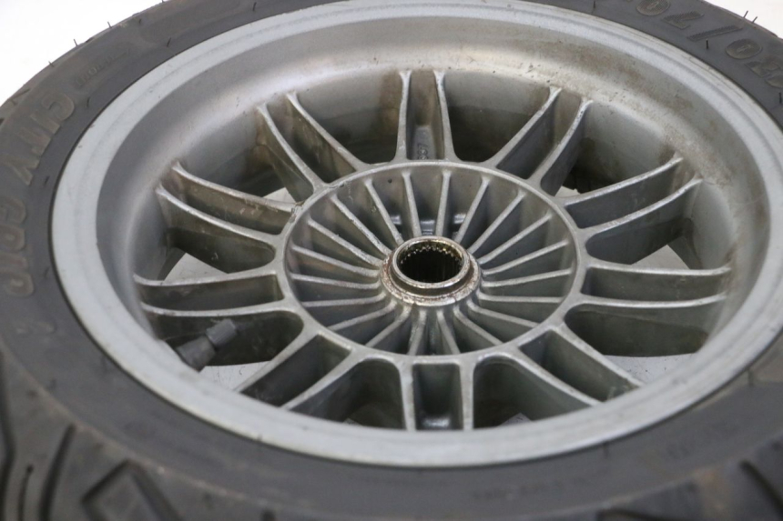 photo de ACHTERWIELVELG EN BAND PIAGGIO MP3 125 (2006 - 2014) - Andere kijkhoek