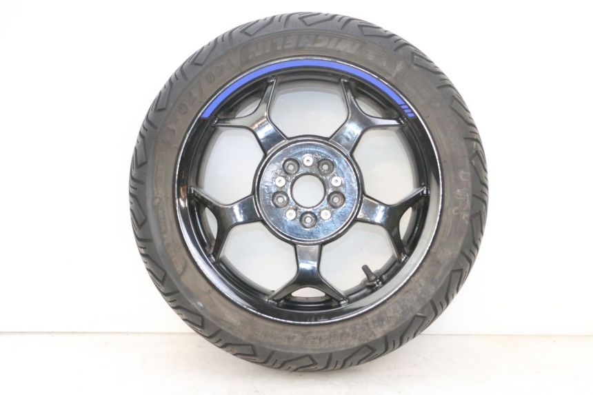 photo de ACHTERWIELVELG EN BAND PIAGGIO MP3 500 (2016 - 2018) - Hoofdaanzicht