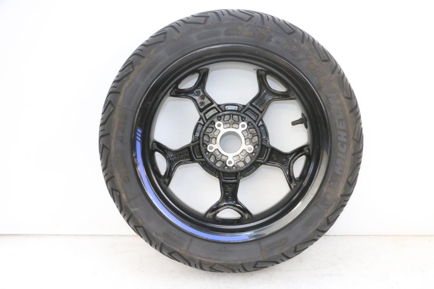 photo de ACHTERWIELVELG EN BAND PIAGGIO MP3 500 (2016 - 2018) - Markeringen en referenties