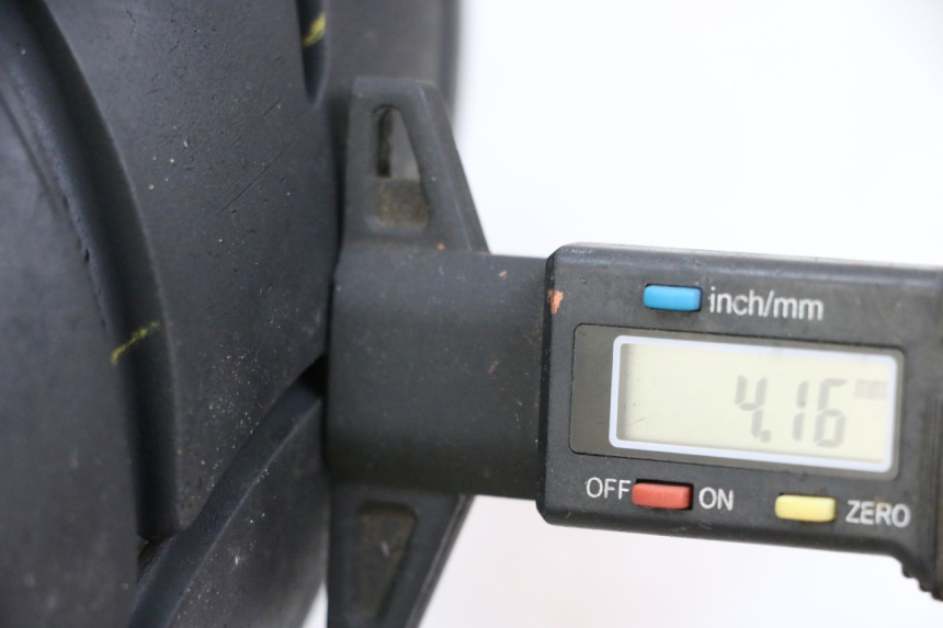 photo de ACHTERWIELVELG EN BAND YAMAHA NEO'S CORE 1 (2022 - 2026) - Detail van het onderdeel