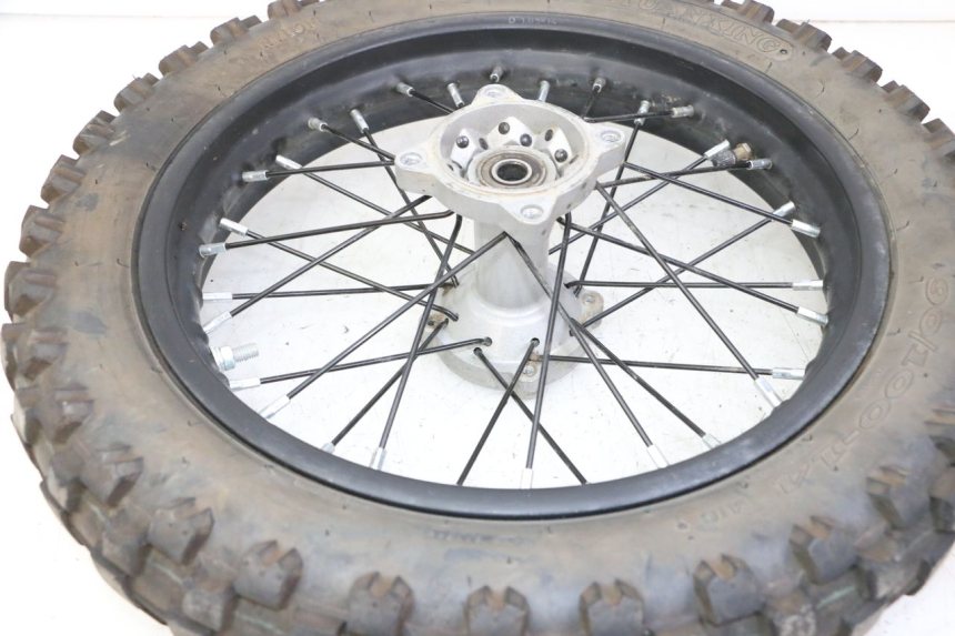 photo de ACHTERWIELVELG EN BAND APOLLO RFZ 125 - Technische close-up