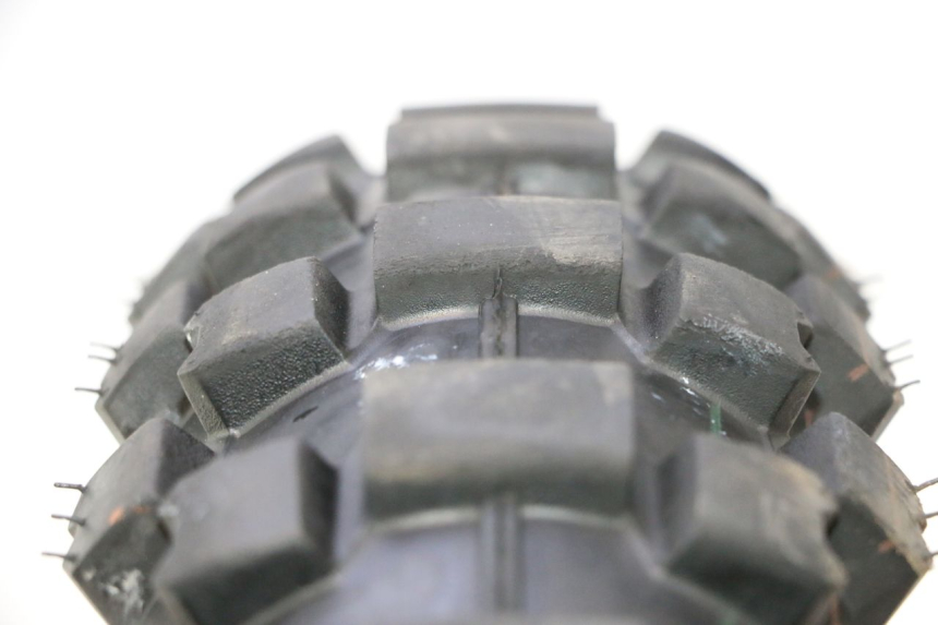 photo de ACHTERWIELVELG EN BAND APOLLO RFZ 125 - Detail van het onderdeel
