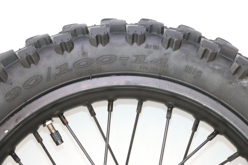 photo de ACHTERWIELVELG EN BAND APOLLO RFZ 125 - Technische close-up