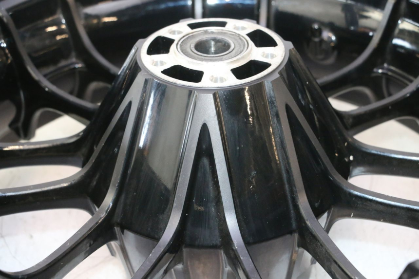 photo de ACHTERVELG EN BAND HARLEY DAVIDSON ROAD GLIDE FLTRXSE 1920 (2018 - 2022) - Detailaanzicht