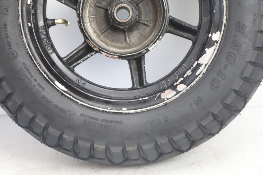 photo de ACHTERVELG EN BAND TNT MOTOR ROMA 10' 2T 50 (2011 - 2018) - Kenmerkende details