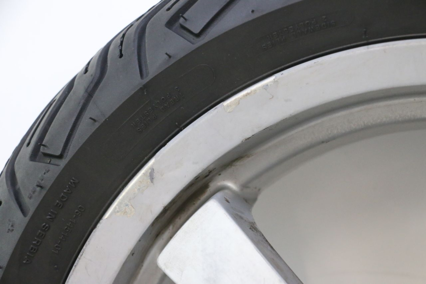 photo de ACHTERWIEL EN BAND PEUGEOT SATELIS 125 (2006 - 2009) - Detailaanzicht