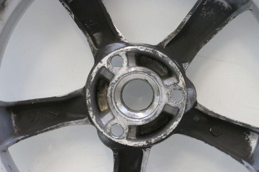 photo de ACHTERWIELVELG EN BAND PEUGEOT SATELIS 125 (2013 - 2018) - Detailaanzicht