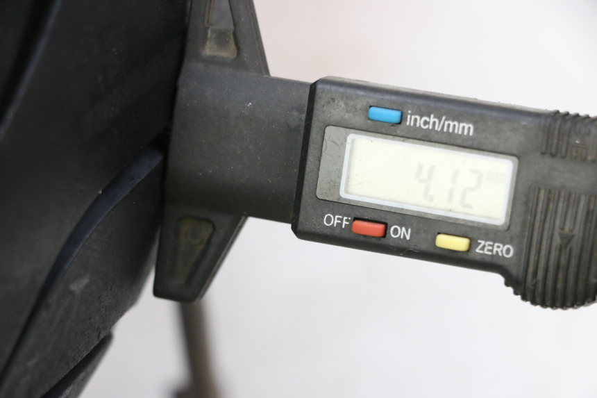 photo de ACHTERWIELVELG EN BAND SUZUKI GSX F GSXF 650 (2007 - 2015) - Detailaanzicht