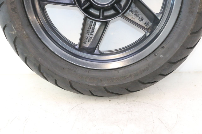photo de ACHTERWIELVELG EN BAND YAMAHA XMAX X-MAX 125 (2006 - 2009) - Zoom op componenten