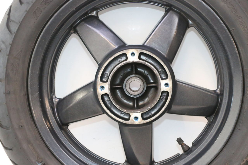 photo de ACHTERWIELVELG EN BAND YAMAHA XMAX X-MAX 125 (2006 - 2009) - Aanvullende foto
