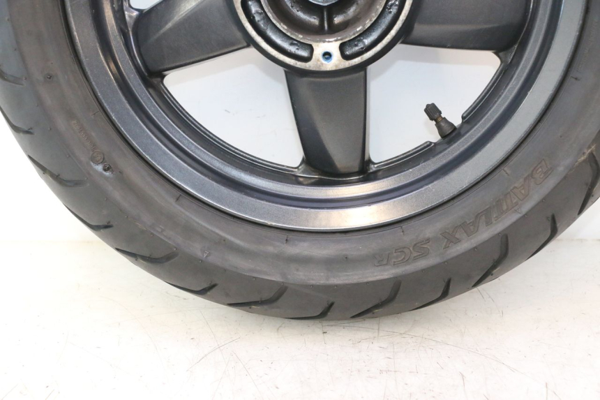 photo de ACHTERWIELVELG EN BAND YAMAHA XMAX X-MAX 125 (2006 - 2009) - Visuele inspectie