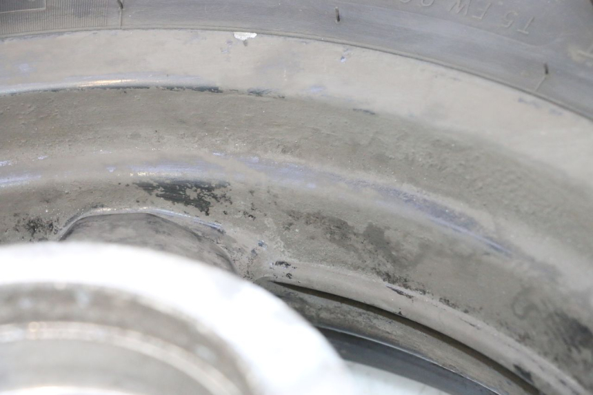 photo de ACHTERWIELVELG EN BAND YAMAHA X-MAX XMAX 125 (2010 - 2013) - Zoom op componenten