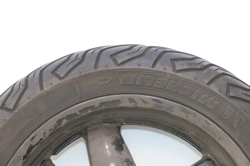 photo de ACHTERWIELVELG EN BAND YAMAHA X-MAX XMAX 125 (2010 - 2013) - Zoom op gebruiksstaat