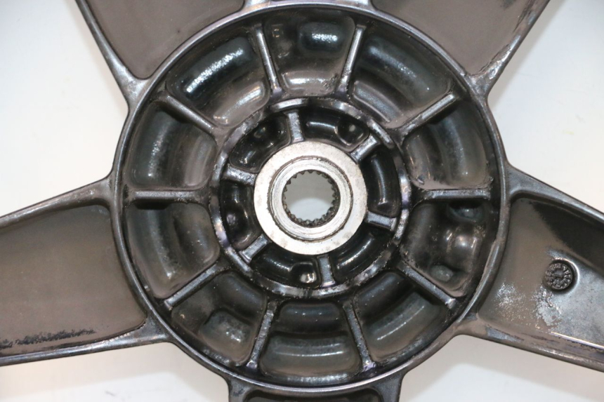 photo de ACHTERWIELVELG EN BAND YAMAHA X-MAX XMAX 125 (2010 - 2013) - Technische close-up