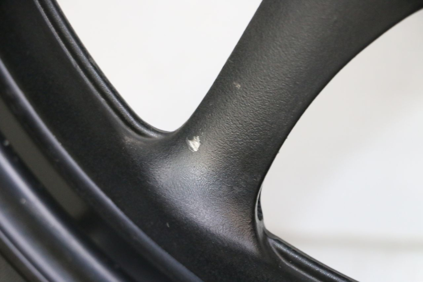 photo de ACHTERWIELVELG EN BAND YAMAHA XJ6 ABS 600 (2008 - 2016) - Productaanzicht