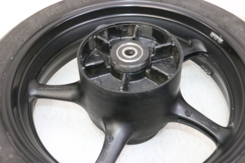 photo de ACHTERWIELVELG EN BAND YAMAHA XJ6 ABS 600 (2008 - 2016) - Technische close-up