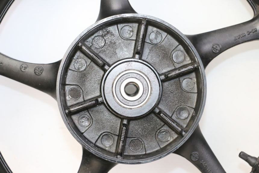 photo de ACHTERWIELVELG EN BAND YAMAHA XJ6 ABS 600 (2008 - 2016) - Markeringen en referenties