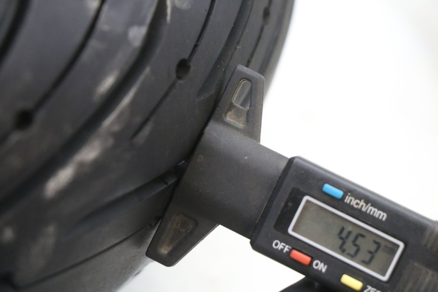 photo de ACHTERWIELVELG EN BAND YAMAHA TRACER 7 700 (2020 - 2024) - Aanvullende foto