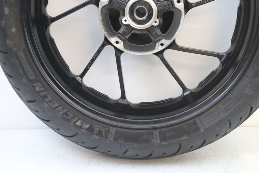 photo de ACHTERWIELVELG EN BAND YAMAHA TRACER 7 700 (2020 - 2024) - Gecontroleerd onderdeel