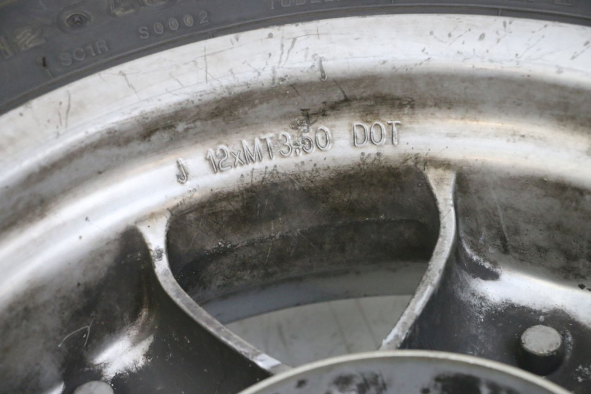 photo de ACHTERWIELVELG EN BAND YAMAHA YP MAJESTY 125 (2002 - 2006) - Zoom op gebruiksstaat