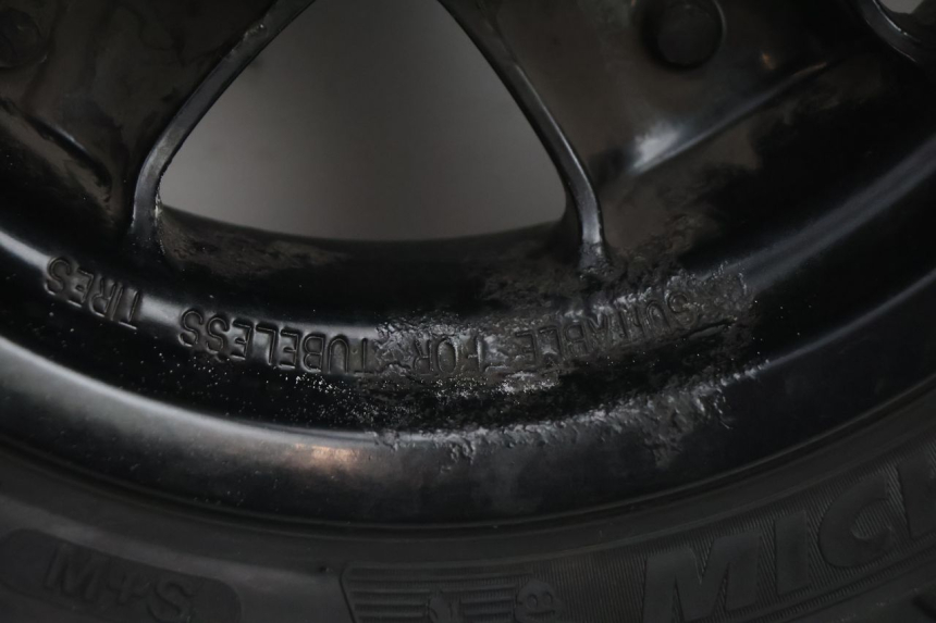 photo de ACHTERWIELVELG EN BAND YAMAHA YP MAJESTY 125 (2002 - 2006) - Detailaanzicht