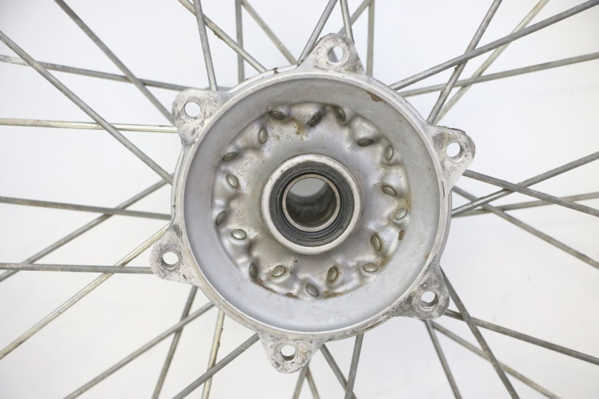 photo de ACHTERWIELVELG EN BAND YAMAHA YZF YZ-F 450 (2014 - 2016) - Hoofdaanzicht