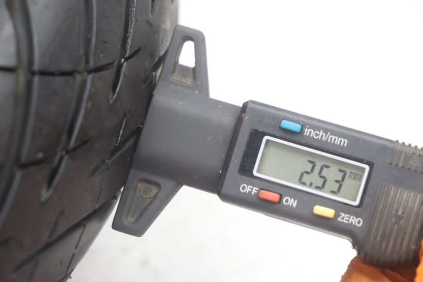 photo de ACHTERVELG EN BAND PIAGGIO ZIP IGET 4T 50 (2021 - 2023) - Aanvullende foto