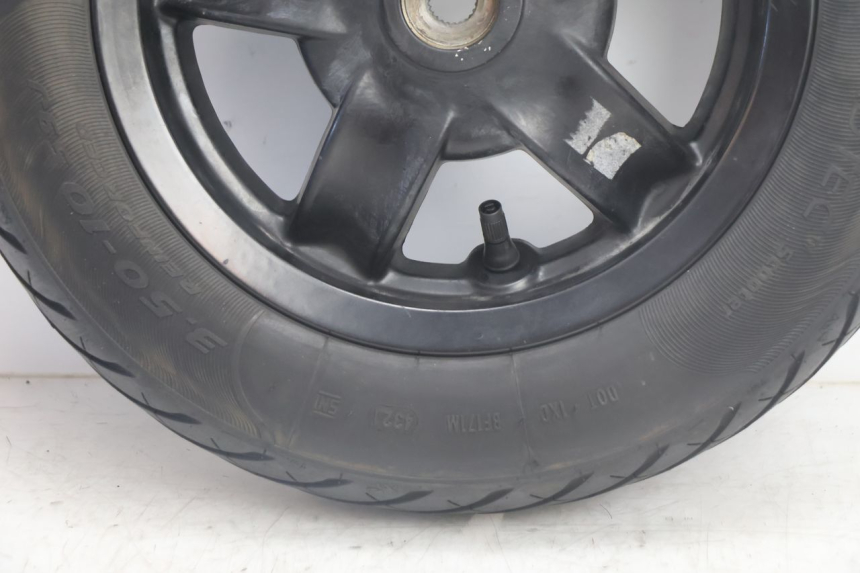photo de ACHTERVELG EN BAND PIAGGIO ZIP IGET 4T 50 (2021 - 2023) - Zoom op gebruiksstaat