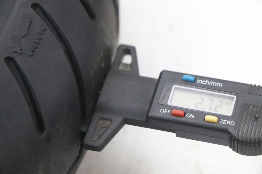 photo de ACHTERVELG KYMCO AGILITY PREMIUM 50 (2007 - 2010) - Kenmerkende details