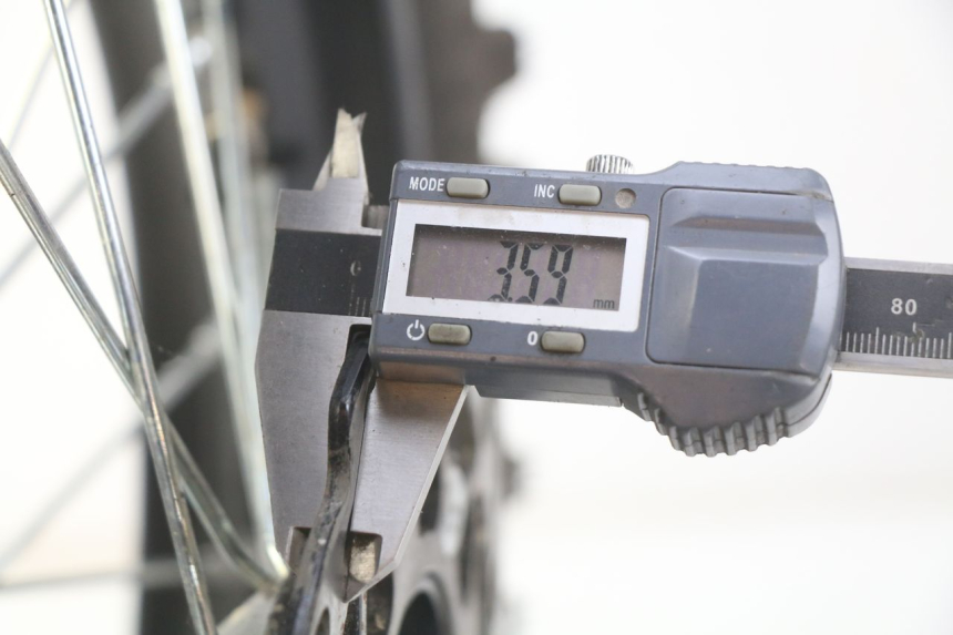 photo de ACHTERVELG CCR DIRT BIKE 125 - Detail van het onderdeel