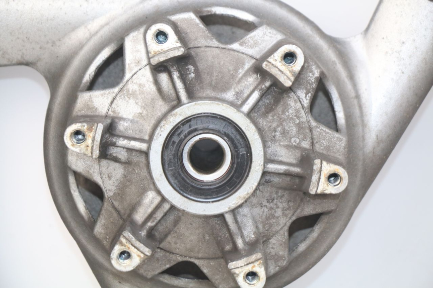 photo de ACHTERVELG YAMAHA FJ 3CX 1200 (1986 - 1996) - Zoom op componenten