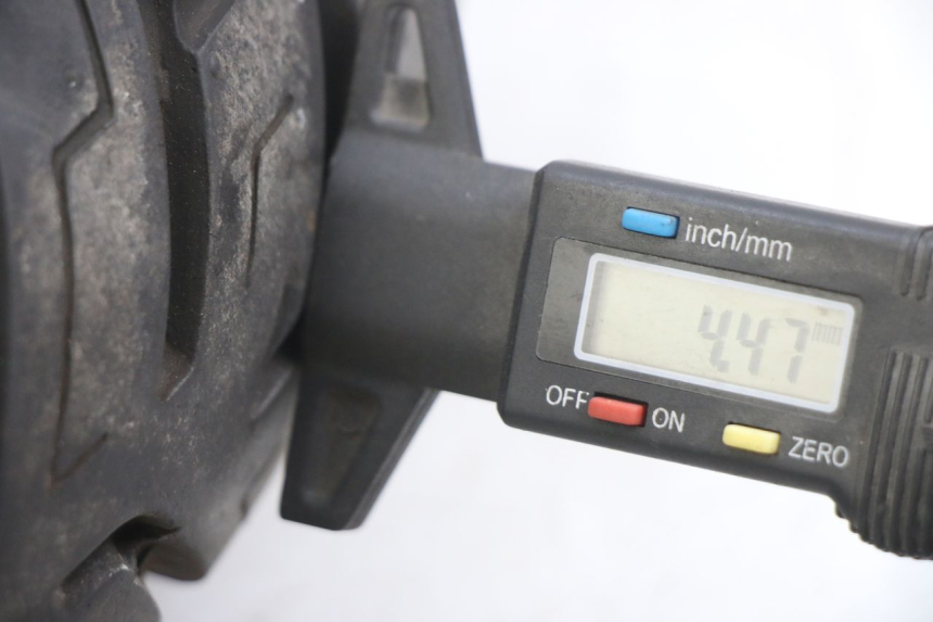 photo de ACHTERVELG PIAGGIO FLY 125 (2005 - 2012) - Detail van het onderdeel