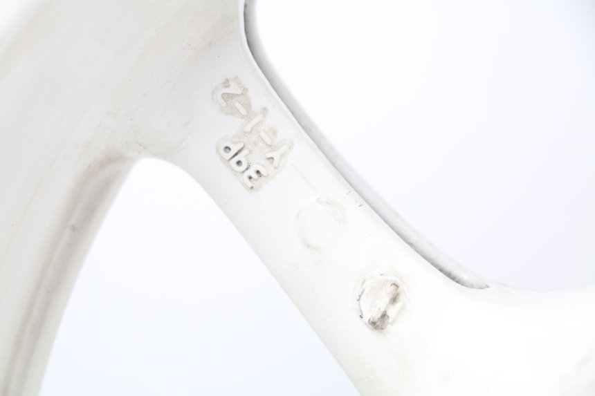 photo de ACHTERVELG YAMAHA FZ8 800 (2010 - 2016) - Kenmerkende details