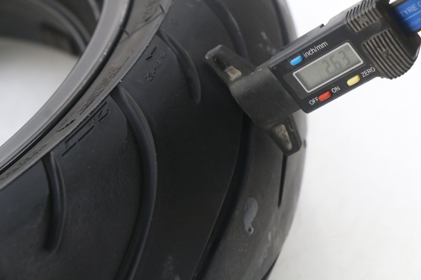 photo de ACHTERVELG SUZUKI GSF N BANDIT 600 (2000 - 2004) - Zoom op gebruiksstaat