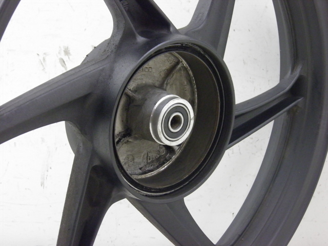 photo de ACHTERVELG HONDA CBF 125 (2009 - 2015) - Technische close-up