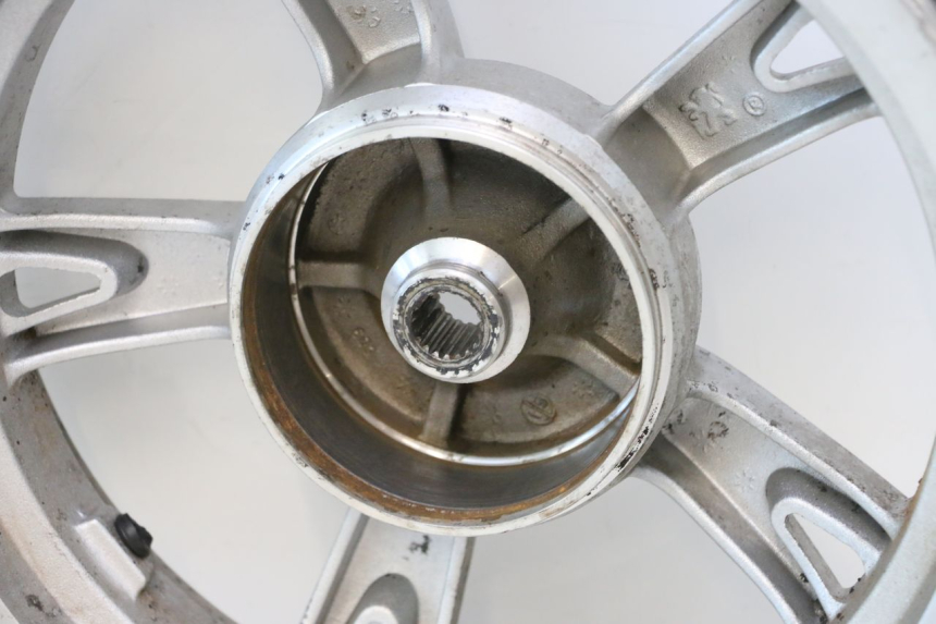 photo de ACHTERVELG PEUGEOT KISBEE 2T 50 (2010 - 2017) - Technische close-up