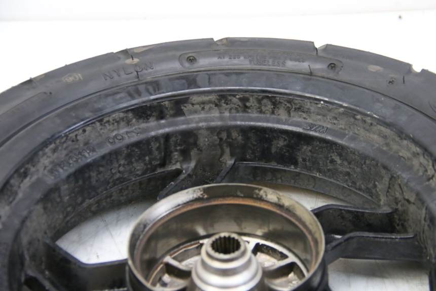 photo de ACHTERVELG SYM ORBIT III 3 4T 50 (2021 - 2025) - Andere kijkhoek